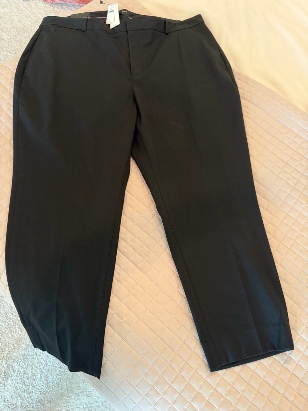 NWT - Banana Republic women’s Black Dress Pants - Ankle